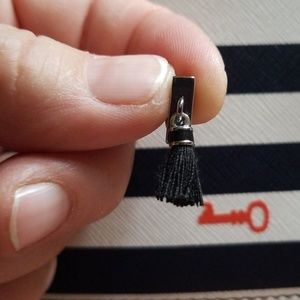 Tassel charm by keep